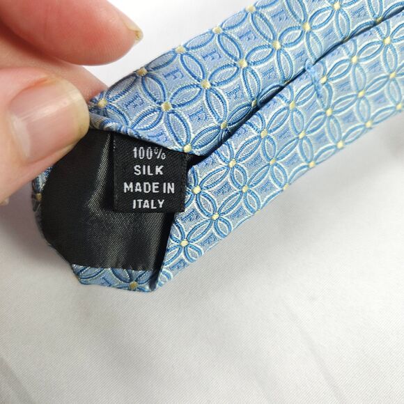 Gianfranco Ferre Blue Geometric Engram Silk Tie Made In Italy 57" x 3.75" - Picture 5 of 7